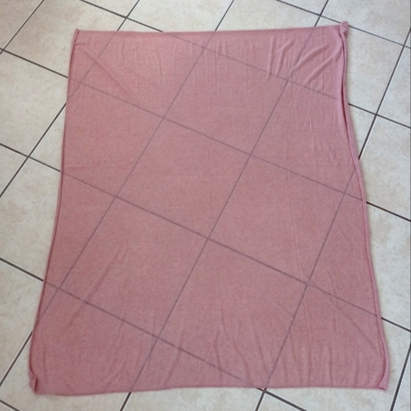 Halogen Blush Pink Cashmere Oversized Wrap Blanket Scarf - Picture 6 of 13